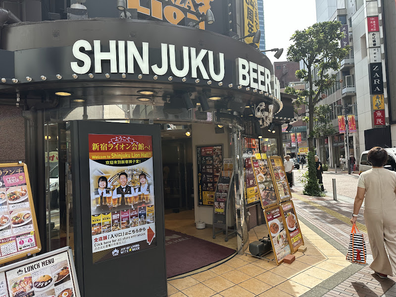 ビヤホールライオン 新宿店 写真