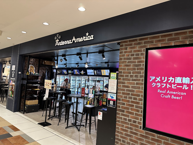 アンテナアメリカ 東京店 写真